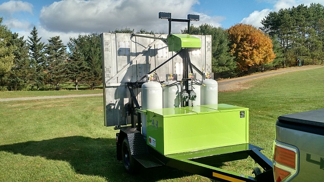 Установка инфракрасного нагрева на прицепе Tech 48